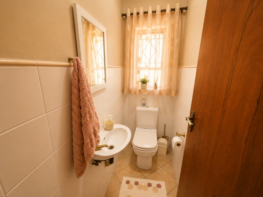 4 Bedroom Property for Sale in Helicon Heights Free State